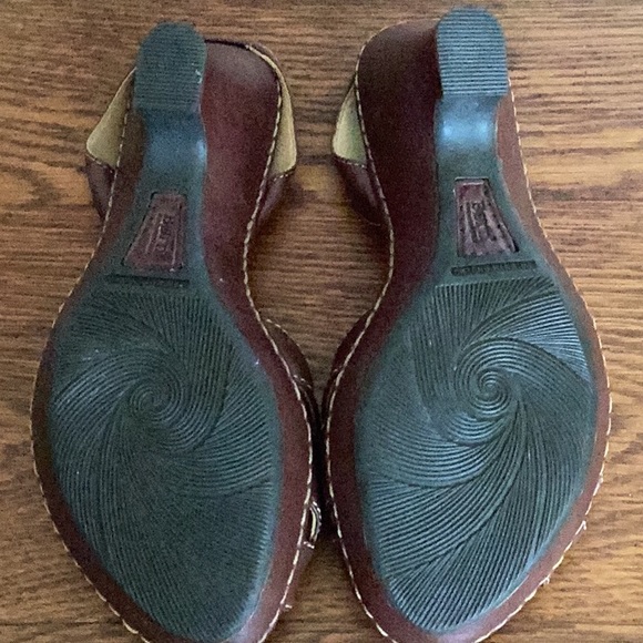 BORN LEATHER SLING BACK SANDALS - Picture 6 of 10